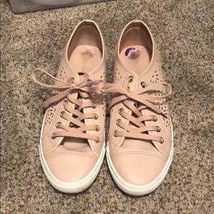 Women’s Blush Sneakers size 8.5